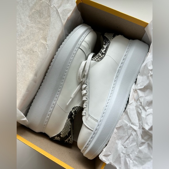 MIMOSA White Platform Sneakers - Picture 3 of 9